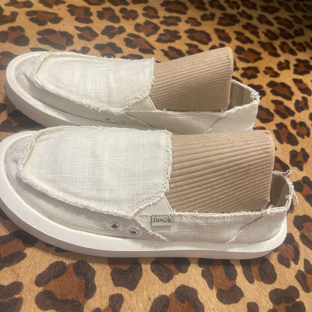 Sanuk Kids Cream Slip-On Slippers